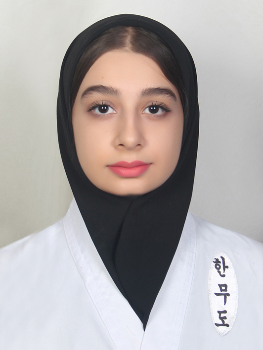 نرگس قادریان جهرمی